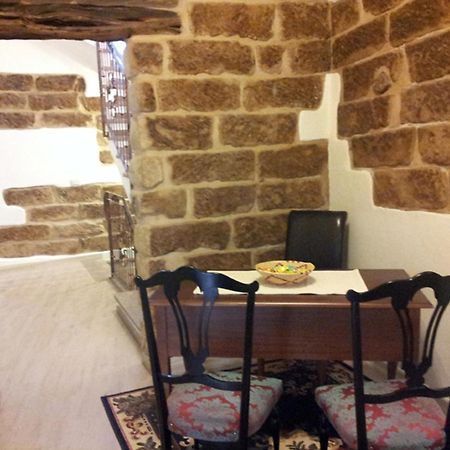 B&B Colti Di Rosa Castelsardo Exterior photo