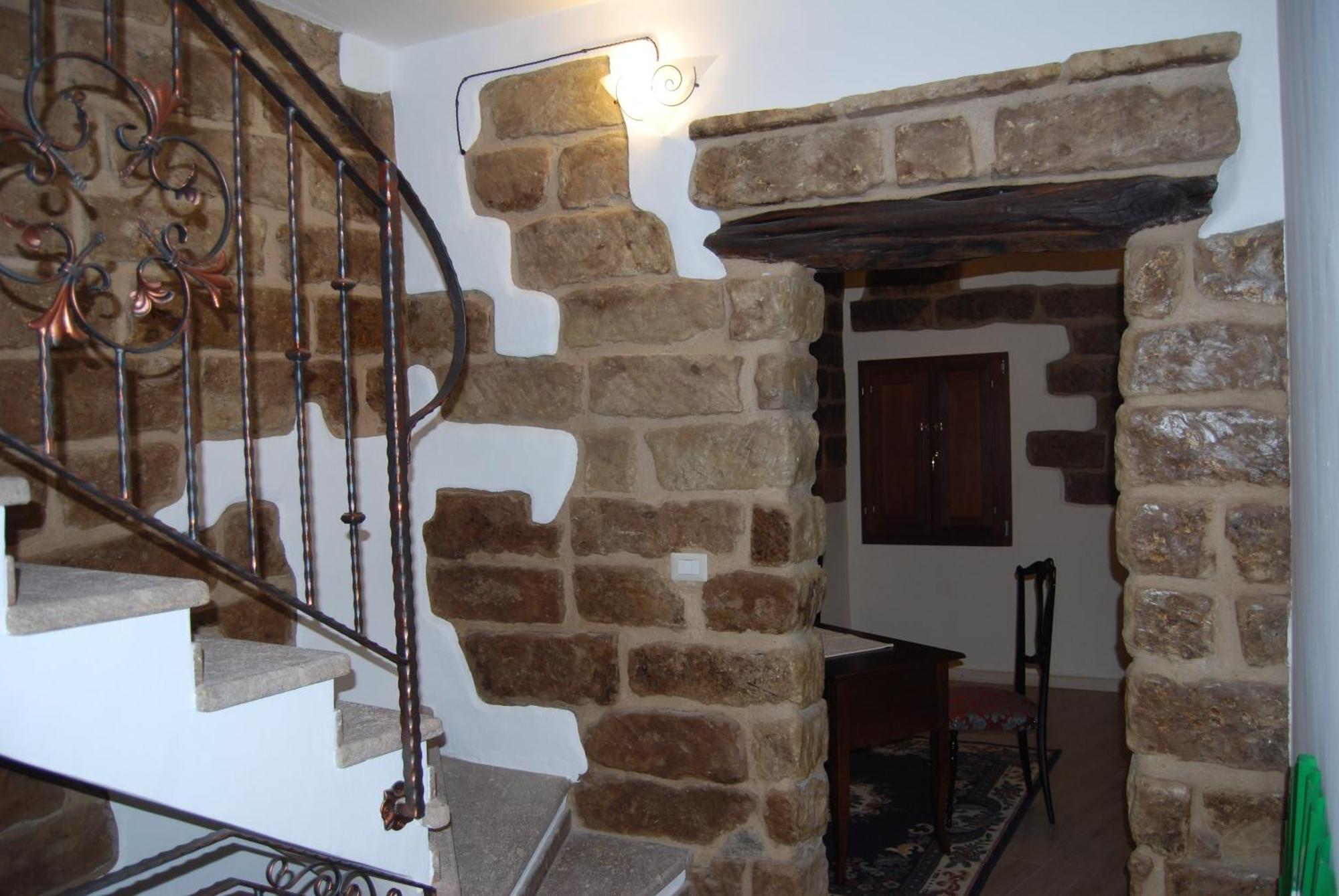 B&B Colti Di Rosa Castelsardo Exterior photo