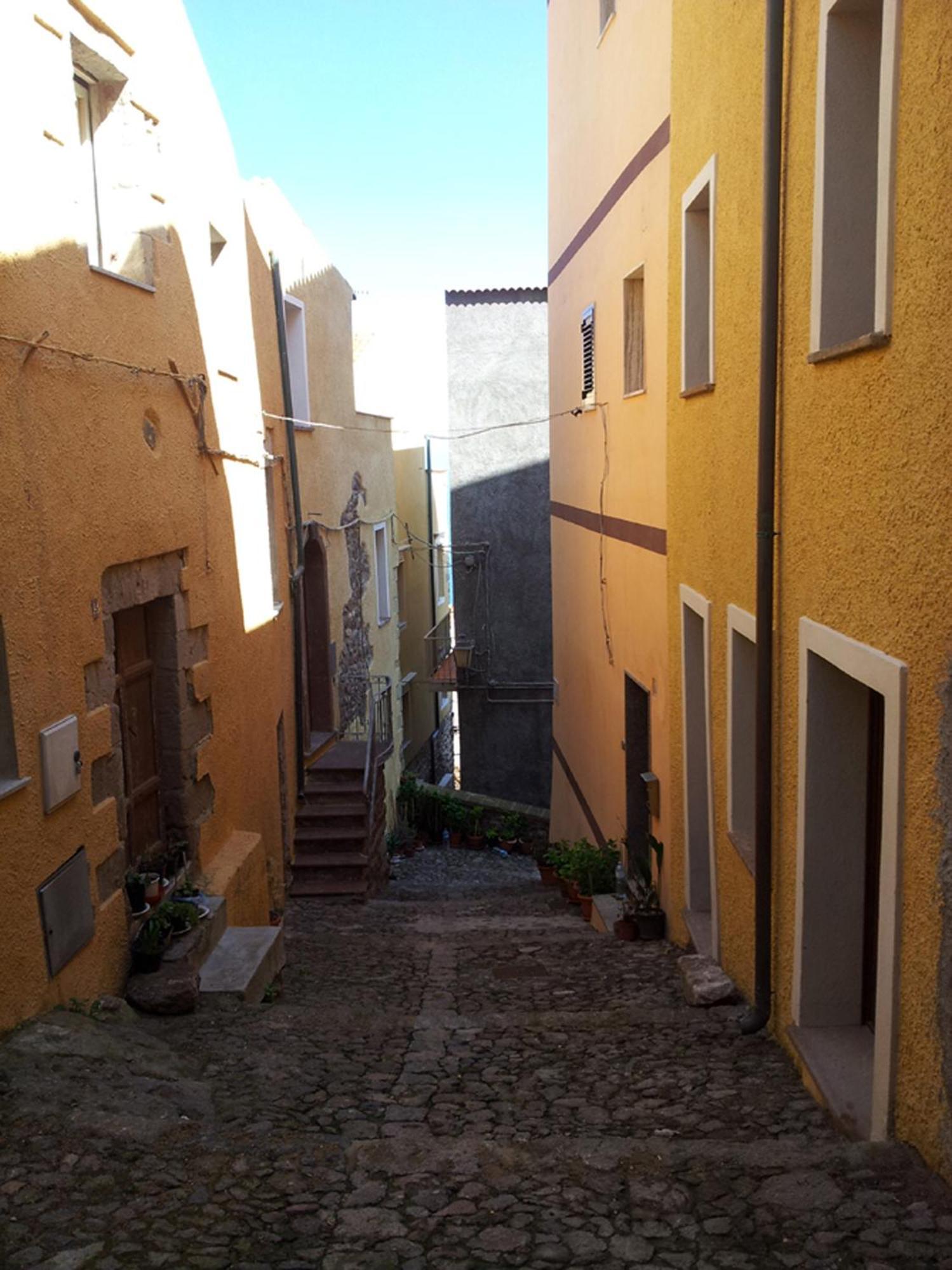 B&B Colti Di Rosa Castelsardo Exterior photo